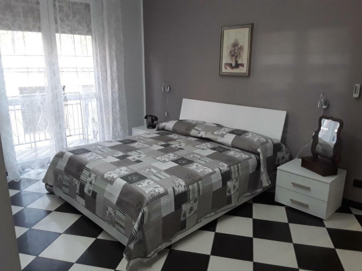 Appartamento Saretta Άστι Εξωτερικό φωτογραφία